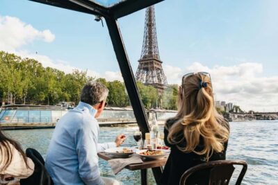 Paris : 3-Course Gourmet Dinner Cruise on Seine River - The 75 minutes to 2 hours that actually feel like Paris time