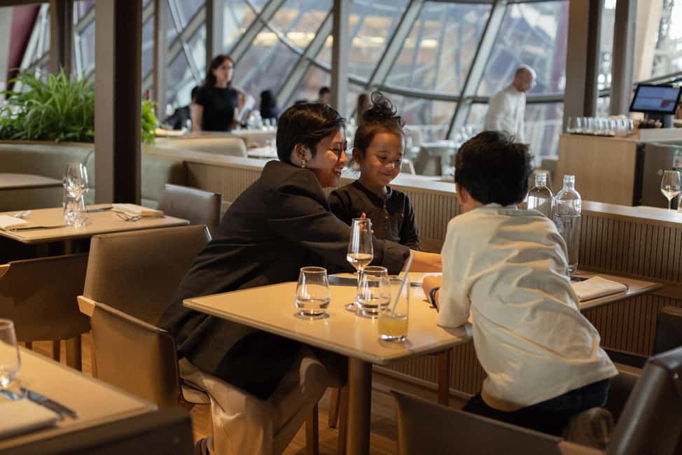 Paris: 3-Course Lunch at Eiffel Tower's Madame Brasserie - Getting In Smoothly: Separate Entrance and Two Security Checks