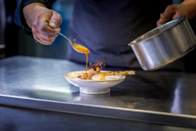 Paris: 3-Course Lunch Cruise on the River Seine - Your 3-course lunch menu, from seaweed salmon to mandarin chocolate
