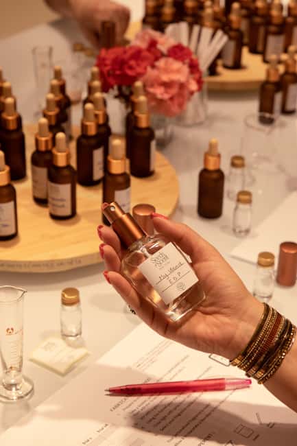Paris 4 : Fragrance Creation Workshops - Vegan Perfumes - What the Reviews Reveal Most Often (And Why It Matters)