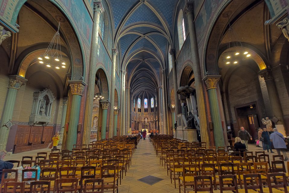 Paris and the Art of Music, 1.30 hour Walking Tour - Stop 1: Saint-Germain-des-Prés Abbey and Medieval Music Places