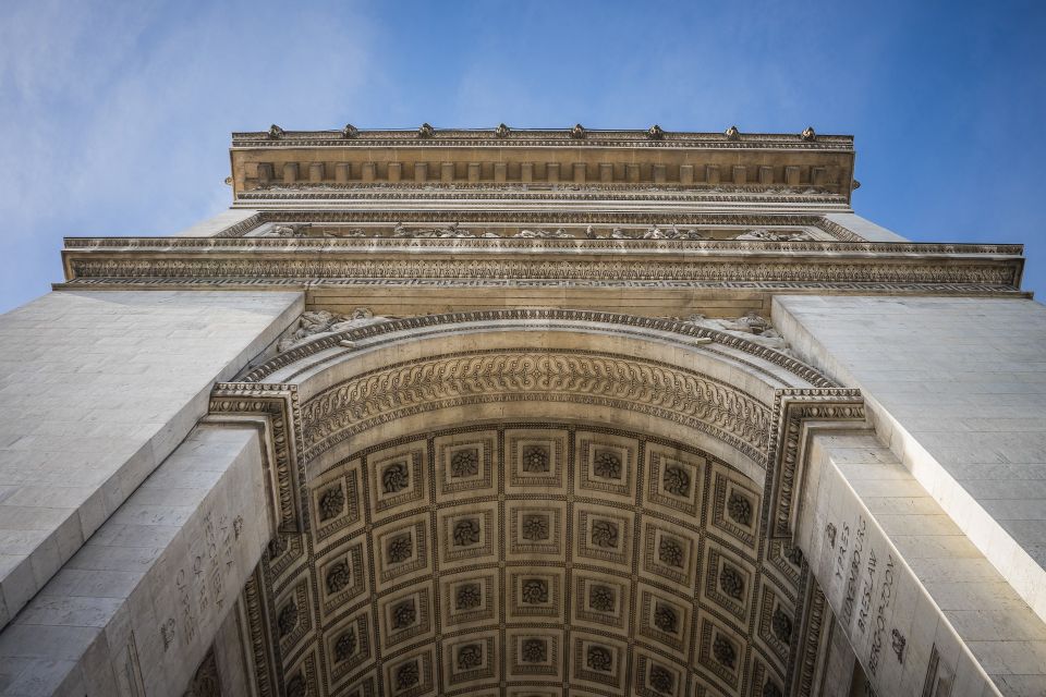 Paris: Arc de Triomphe Entry and Walking Tour - Itinerary flow: what each stop contributes (and what to watch for)