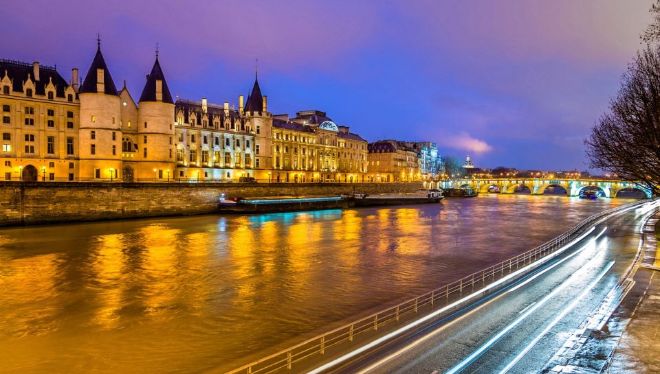 Paris: Bastille Day Dinner Cruise on the Seine River - Key highlights at a glance