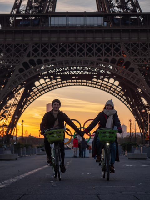 Paris Before the Crowds: Sunrise Bike Tour with Breakfast - Coffee and tartine-style breakfast: the real payoff