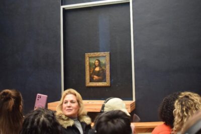 Paris: Best of the Louvre Guided Tour with Pre-booked Ticket - Skip-the-line entry: what the timed ticket really changes