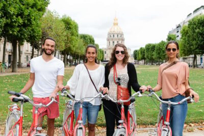 Paris Bike Tour: Eiffel Tower, Place de la Concorde & More - A 210-minute loop that helps you get your bearings