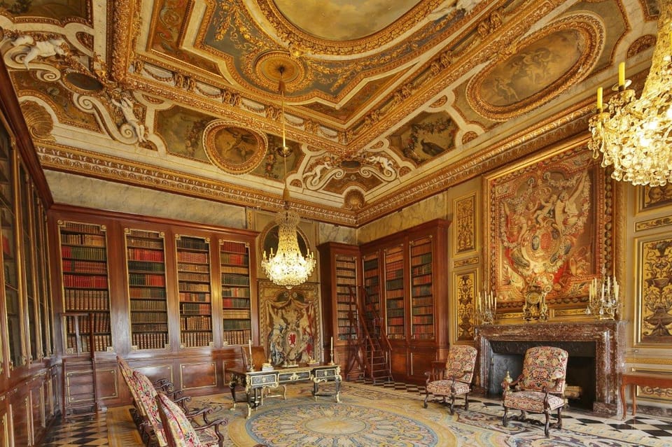 Paris: Candlelit Dinner at Vaux-le-Vicomte by Limousine - Who Should Book This, and Who Might Skip It