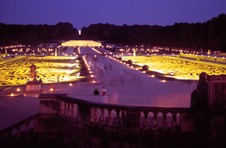 Paris: Candlelit Dinner at Vaux-le-Vicomte by Limousine - Should You Book the Vaux-le-Vicomte Candlelit Dinner by Limousine?