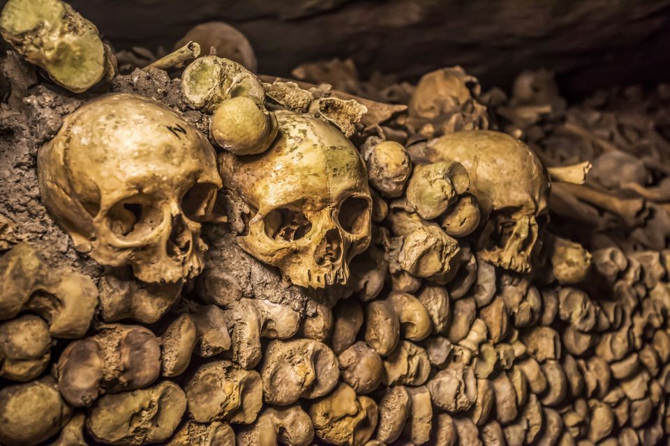 Paris: Catacombs Restricted Access Tour - Restricted areas and special rooms: why VIP access changes the whole visit