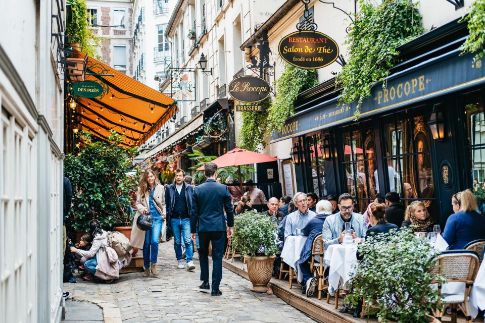 Paris: Charming Nooks and Crannies Bike Tour - Île Saint-Louis and the “old Paris” feeling that sticks