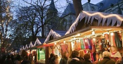 Paris: Christmas Gourmet Tour of St-Germain-des-Prés - Shop Stops: pâtisseries, boulangeries, and chocolate makers