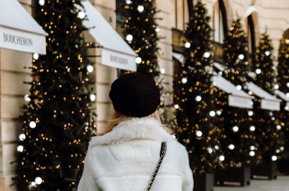 Paris Christmas Lights Walking Tour with Local Guide - Place Vendôme: Iconic Square, Easy Photos, and a Taste of Old-World Glam