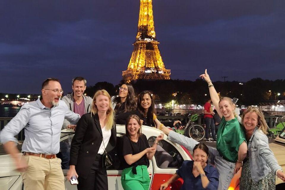 Paris: City Sightseeing Tour at Night in Vintage Car - Through the Île de la Cité area: old Paris from the road