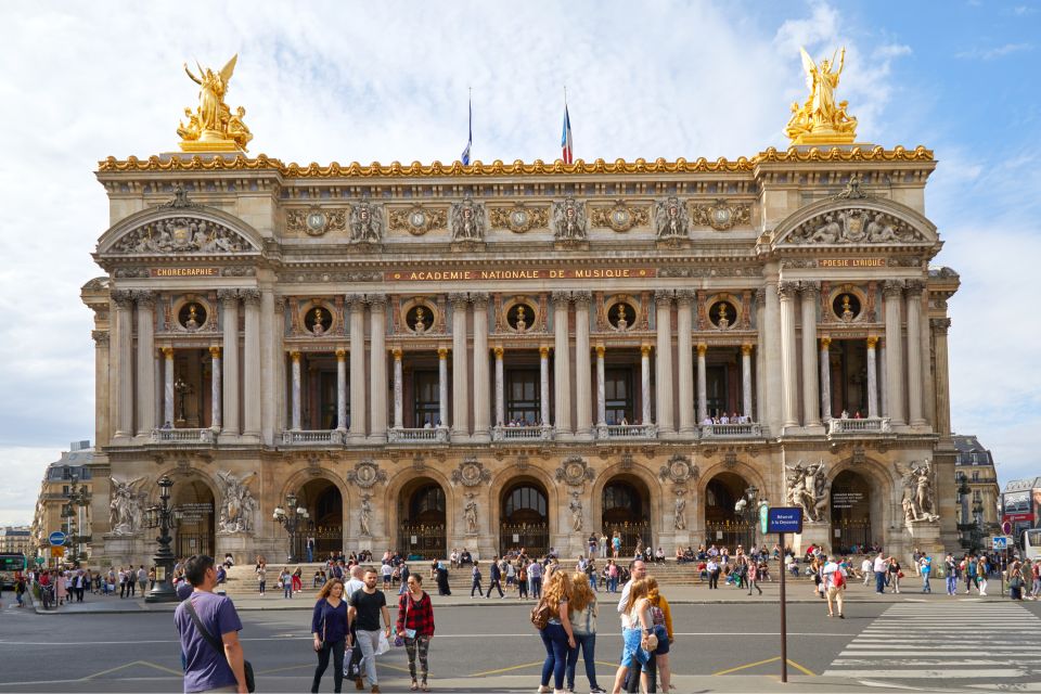 Paris: City Tour with Louvre Tickets & Cider with a Crepe - Flower Market Elizabeth II and the Seine crossing: Paris in real-life mode