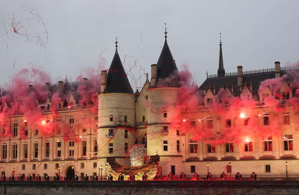 Paris: Conciergerie Ticket with Histopad - Cells, criminals, and Revolutionary tombs: the building tells the story