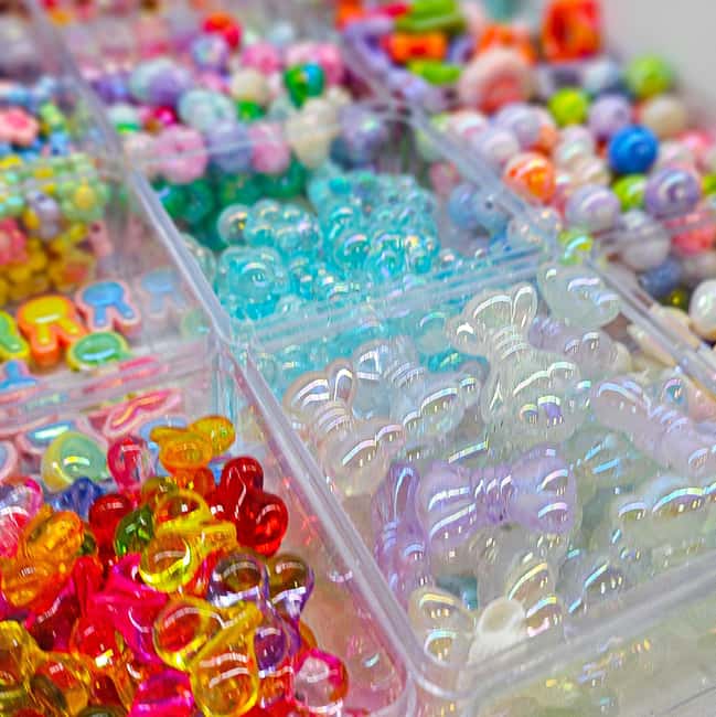 Paris: Create your phone strap, bag or keychain - Tips to Get a Great Result in One Hour