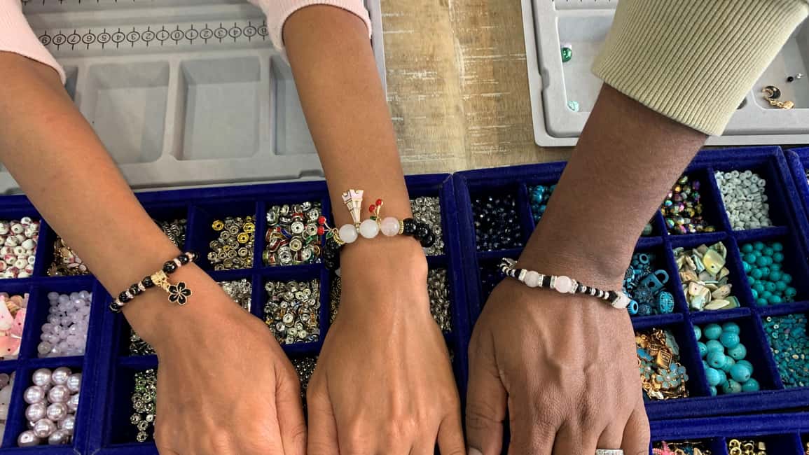 Paris: Custom Souvenir Bracelet Workshop - Language Support: English, French, and Russian That Keep You Moving