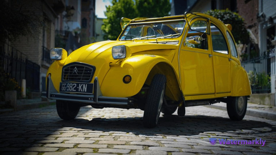 Paris: Discover Paris 2CV - Price and value: why $135 for up to 3 can make sense