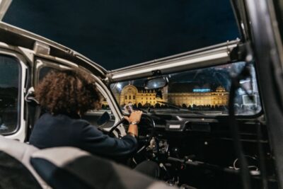 Paris: Discover Paris by Night in a Vintage Car with a Local - The Citroën 2CV Factor: Why This Car Makes the Night Work