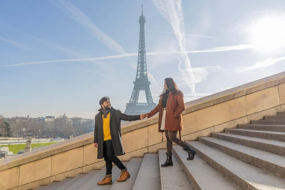 Paris: Eiffel Area Private Photoshoot - Pont de Bir-Hakeim Photo Stop: Why This Angle Works