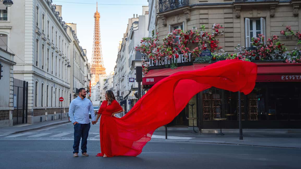 Paris: Eiffel Tower Flying-Dress Photoshoot jonadress - Should you book this Eiffel Tower flying-dress photoshoot?