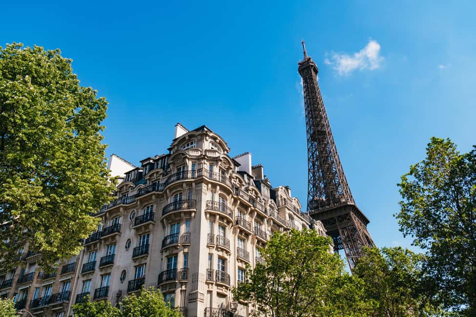 Paris: Eiffel Tower Fully Guided Tour with Summit Option - Should you book this Eiffel Tower tour?