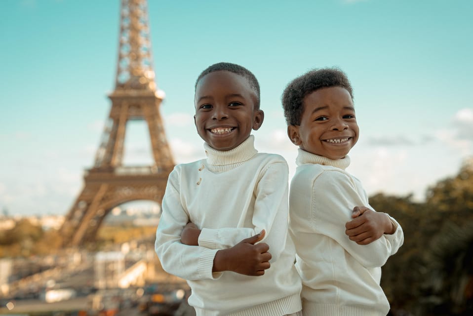 Paris: Eiffel Tower & Louvre Private Photoshoot - Timing and weather: how to make the most of imperfect conditions