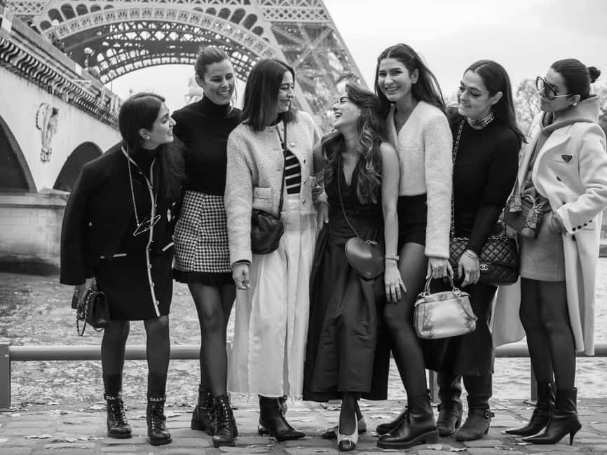 Paris: Eiffel Tower Private Photoshoot Experience - The shoot length: what changes between 30 minutes and 1 hour
