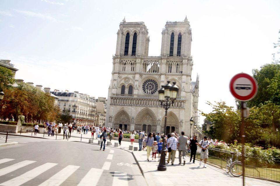 Paris: Eiffel Tower Tickets and City Bus Tour - Price and value: why $104 can be a smart one-day combo