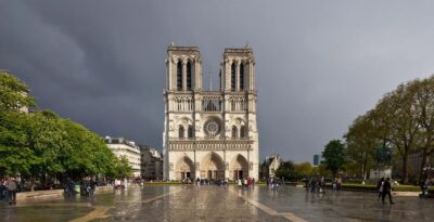 Paris: Eternal Notre-Dame VR Experience Ticket - The 45-Minute VR Story: 13th-Century Beginnings to Today
