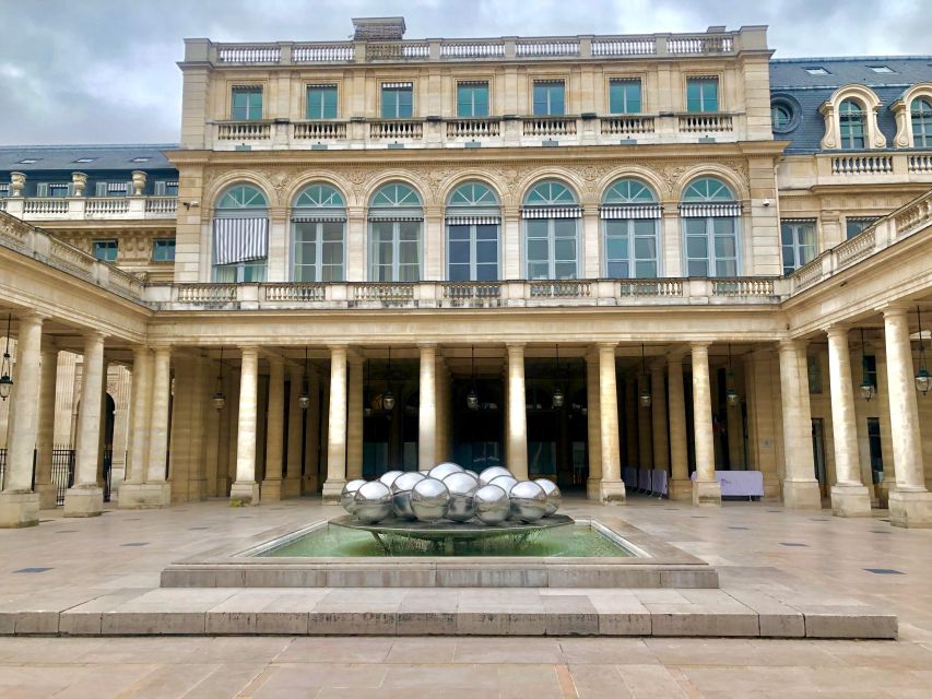 Paris: Fashion History Walking Tour in the Heart of Paris - Colonnes de Buren and Place Vendôme: When Architecture Meets Trend Power