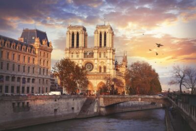 Paris for first-timers – from Notre-Dame to the Louvre - Start near Charlemagne, then aim straight at Notre-Dame