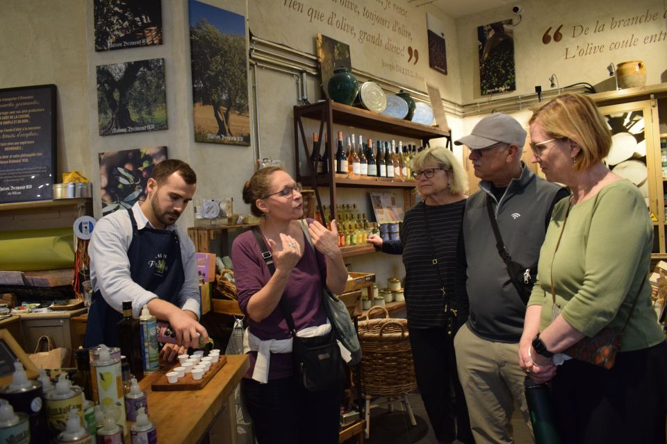 Paris: French Cuisine Guided Food Tour in Saint-Germain - The guide is the secret ingredient (Chef Nadia’s storytelling style)