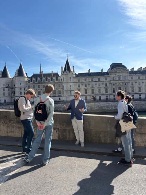 Paris: French Monarchy Intrigues Walking Tour - Pop-culture references without turning it into a gimmick