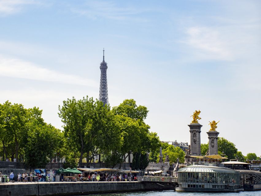 Paris: Full-Day Custom Tour with Local Guide - Place de la Concorde to Tuileries: Royal-Style Squares and Garden Breathing Room