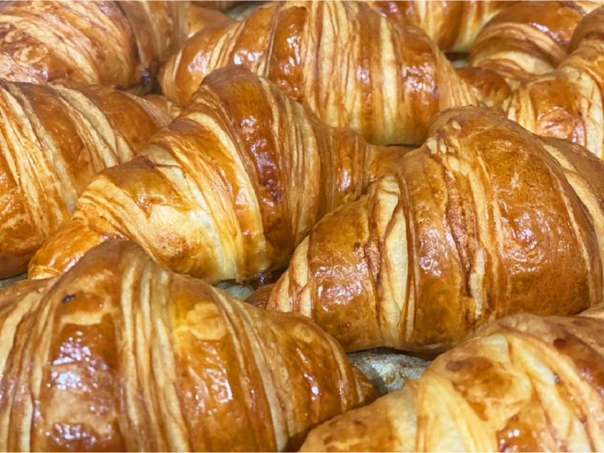 Paris: Gourmet Food Tour & Louvre Museums Guided Tour - Bakery Classics: Viennoiseries and the Jambon Beurre Lesson