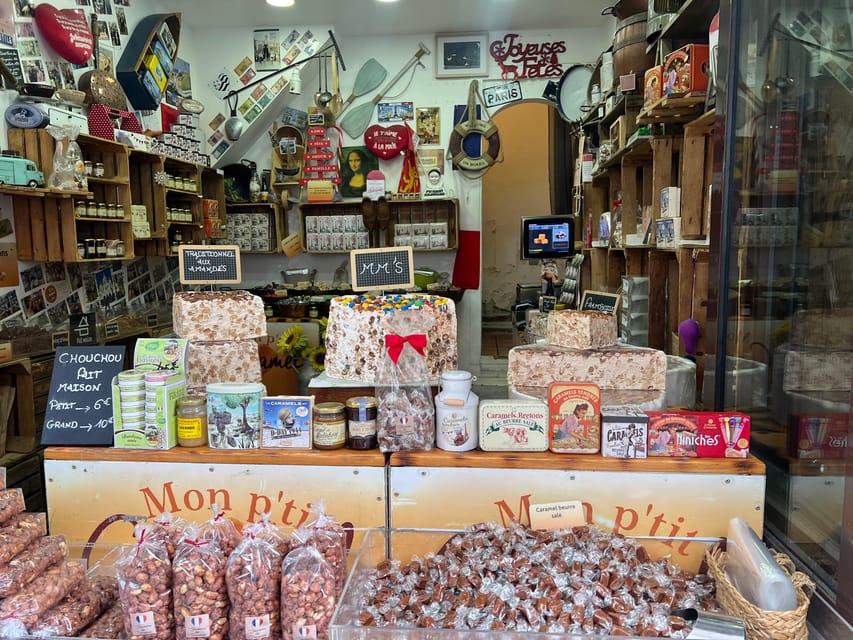 Paris: Guided Montmartre Walking Tour with Food & Wine - Starting at Church Saint-Pierre de Montmartre: the easy first step