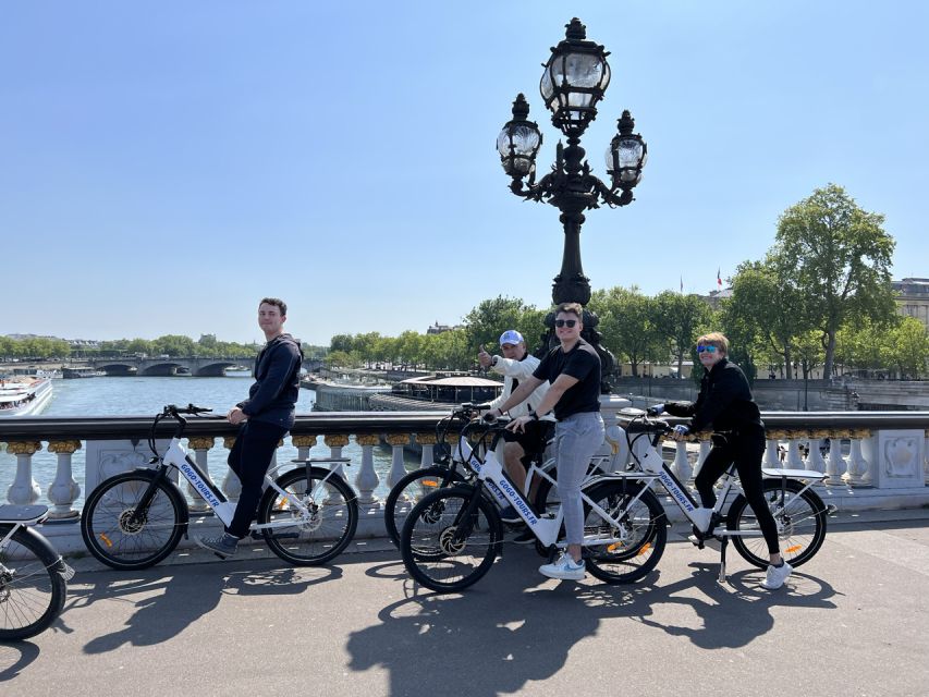 Paris: Guided Private E-bike Sightseeing Tour - The River-Bank Coffee Break: Small Stop, Big Benefit