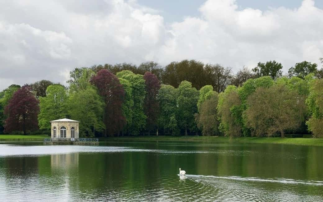Paris: Half-Day Trip to Fontainebleau with a Local - First, the Real Goal: Châteaux Country Without the Full Day Commit