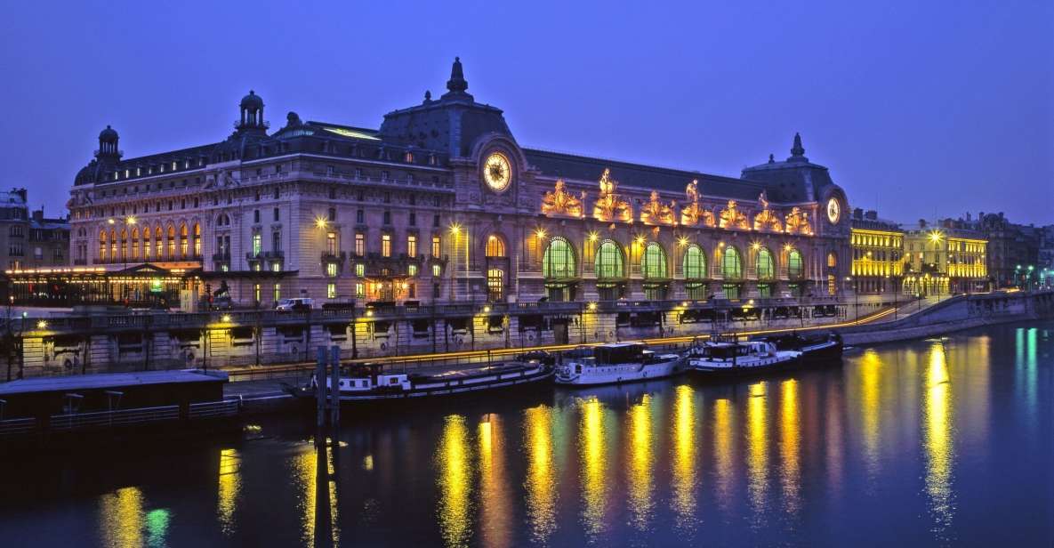 Paris: Happy Hour Evening Cruise on the Seine River - The Eiffel Tower moment: where the magic really happens