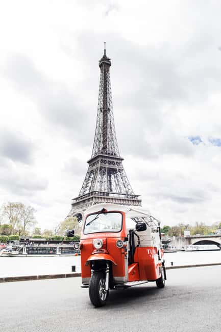 Paris Highlight Tour with an Electric TUKTUK (4 hours) - St-Germain des Prés to the Luxembourg Gardens: starting with Paris in “small bites”