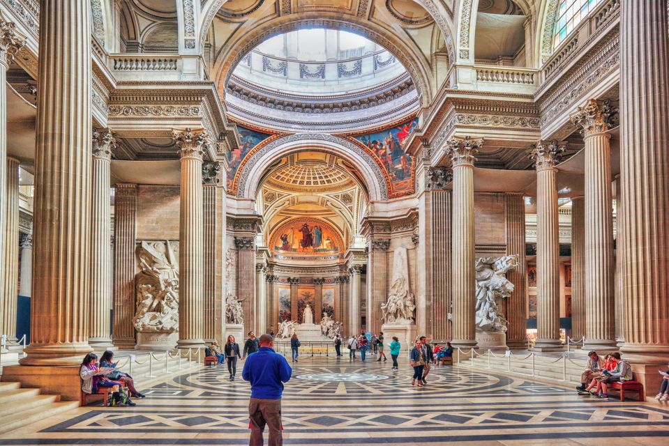 Paris: Jewish Quarter & Museum of the Art and History Tour - The 2-hour tour: from Hôtel de Ville to Île de la Cité