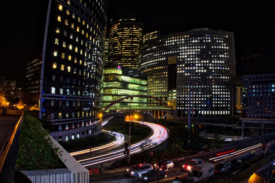 Paris: La Défense Private Guided Tour - Tailor your tour: architecture or history, your choice