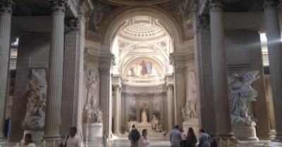 Paris: Latin Quarter Guided Walking Tour in German - Starting at Cardinal Lemoine: easy meeting point, quick momentum