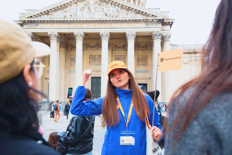 Paris: Latin Quarter Walking Tour with Local Guide - Île de la Cité to Place Saint-Michel: Why Saint-Michel Matters
