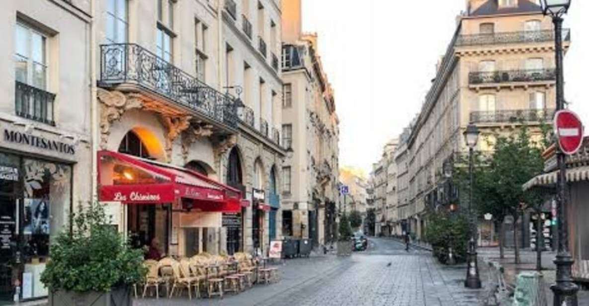 Paris: Le Marais District Guided Walking Tour - Meeting point and the 2-hour rhythm