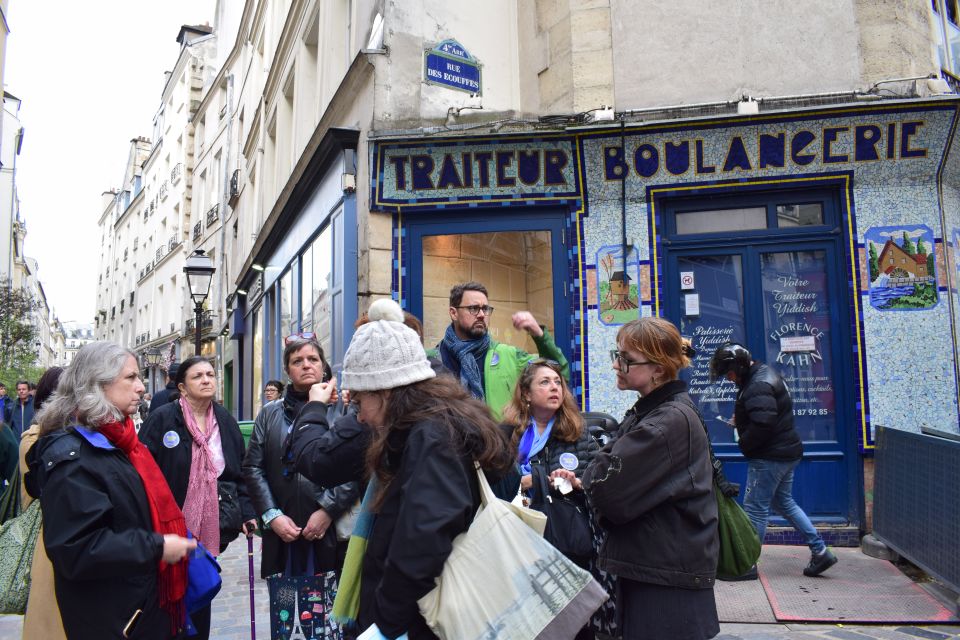 Paris: Le Marais & Montmartre Jewish History Walking Tour - Mémorial de la Shoah: A Serious Pause in the Middle of the City