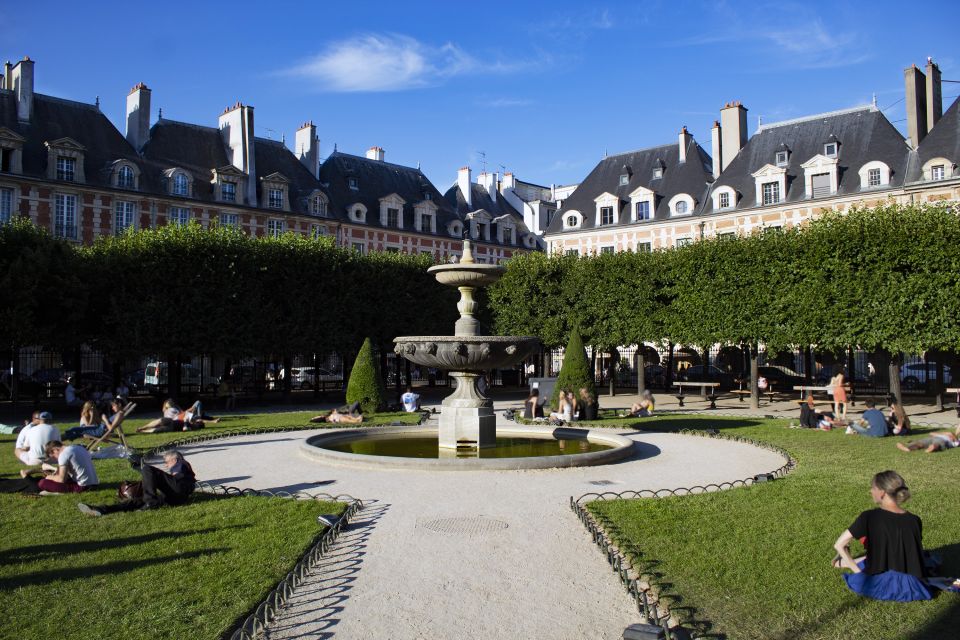 Paris Le Marais Walking Tour: Small Group Experience - Picasso Museum Paris: see it, but don’t lose your tour time