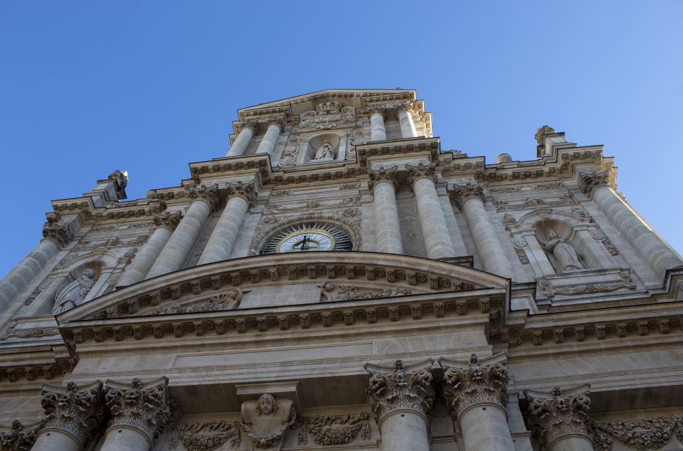 Paris Le Marais Walking Tour: Small Group Experience - Le Village Saint-Paul: a lighter, street-level chapter