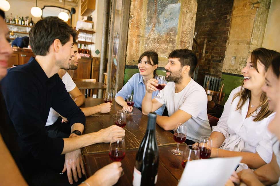 Paris: Left Bank Food & Wine Tour in the Latin Quarter - Getting Oriented: Meeting Point and Walking Comfort